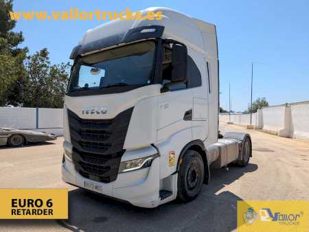IVECO - S-WAY 490
