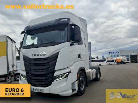 IVECO - S-WAY 490