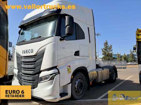 IVECO - S-WAY 490
