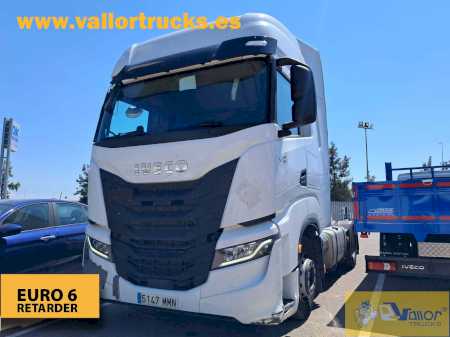 IVECO - S-WAY 490