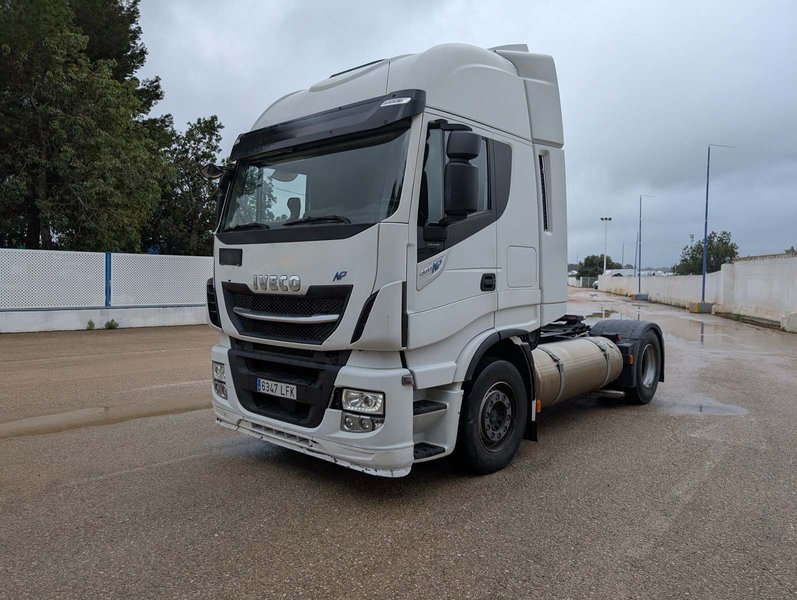 13335 – STRALIS AS 460 GNL