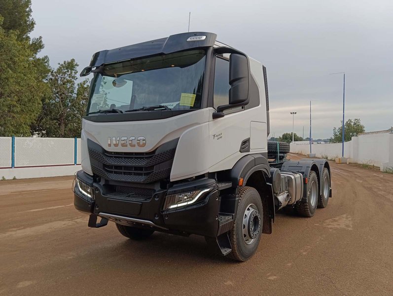13294 AT720 T H