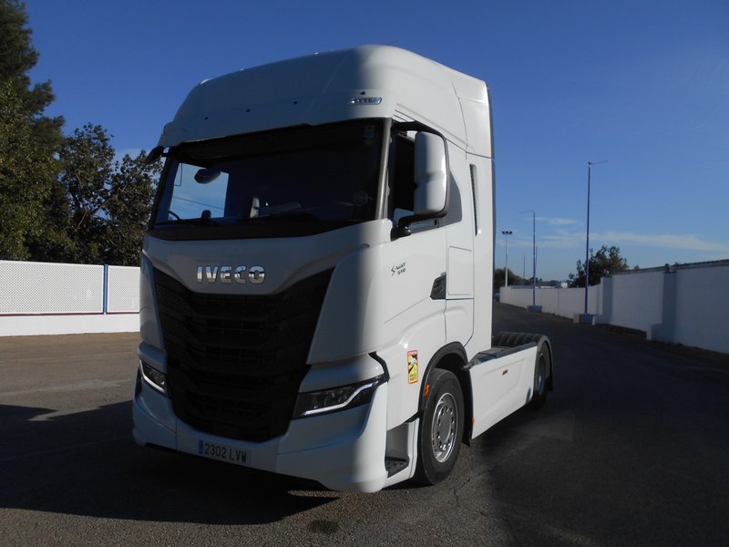 12833 – IVECO SWAY 510