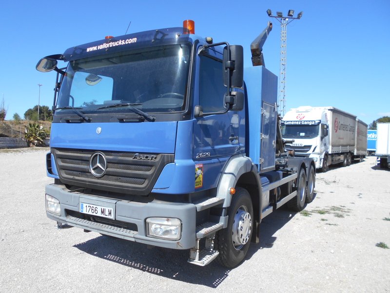 12497 – MB AXOR 2629