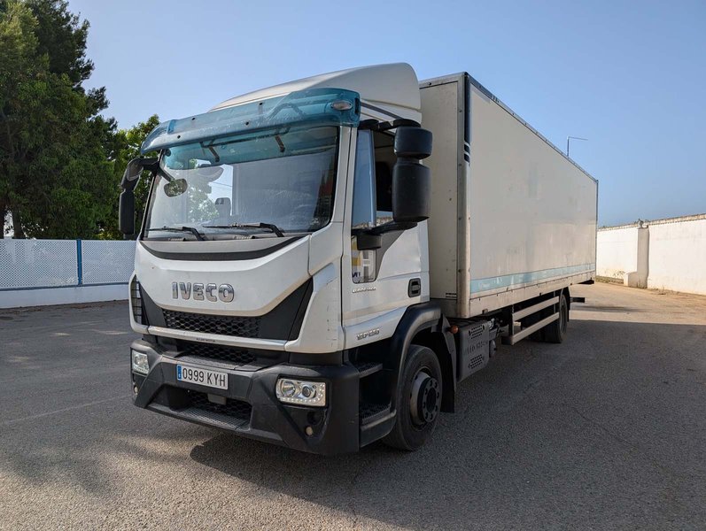 13493 – EUROCARGO 120E25