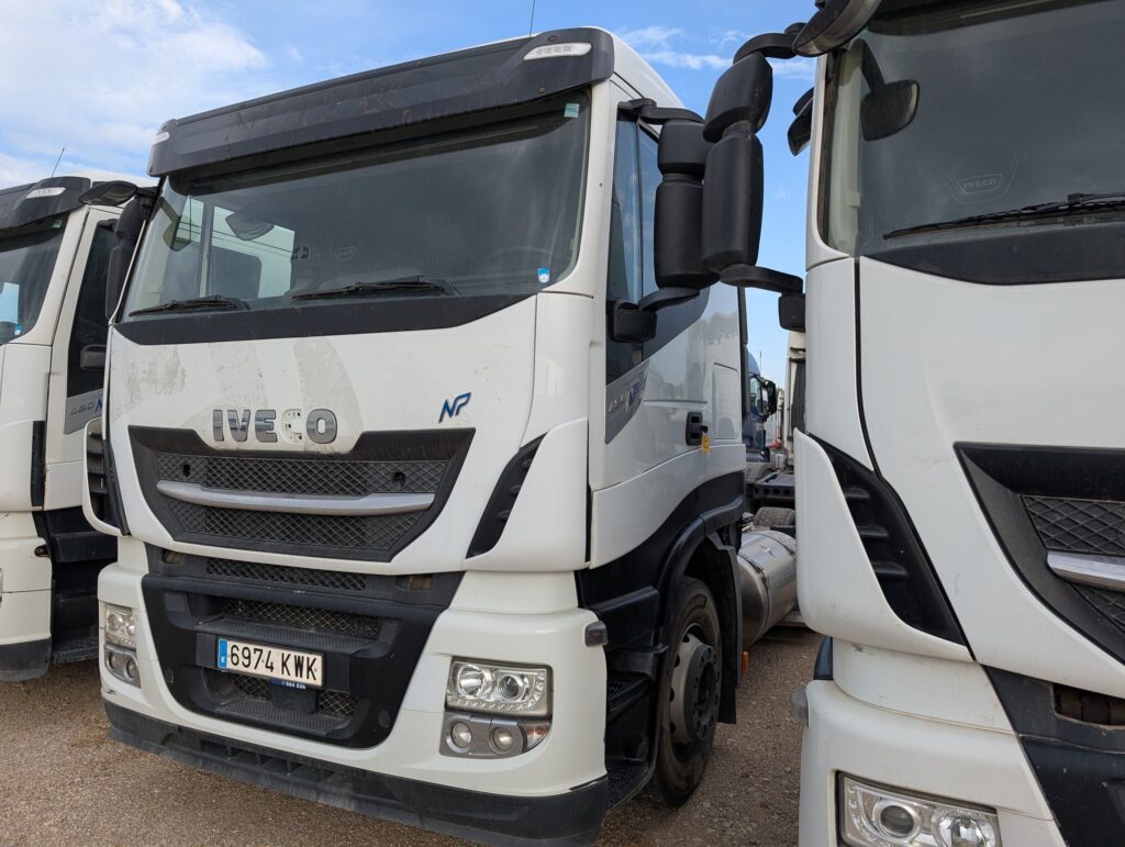 13509 – STRALIS AS 460 GNL