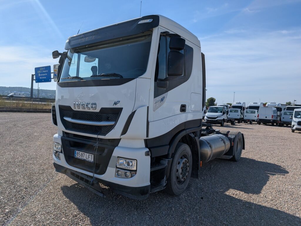 13680 – STRALIS AS 460 GNL