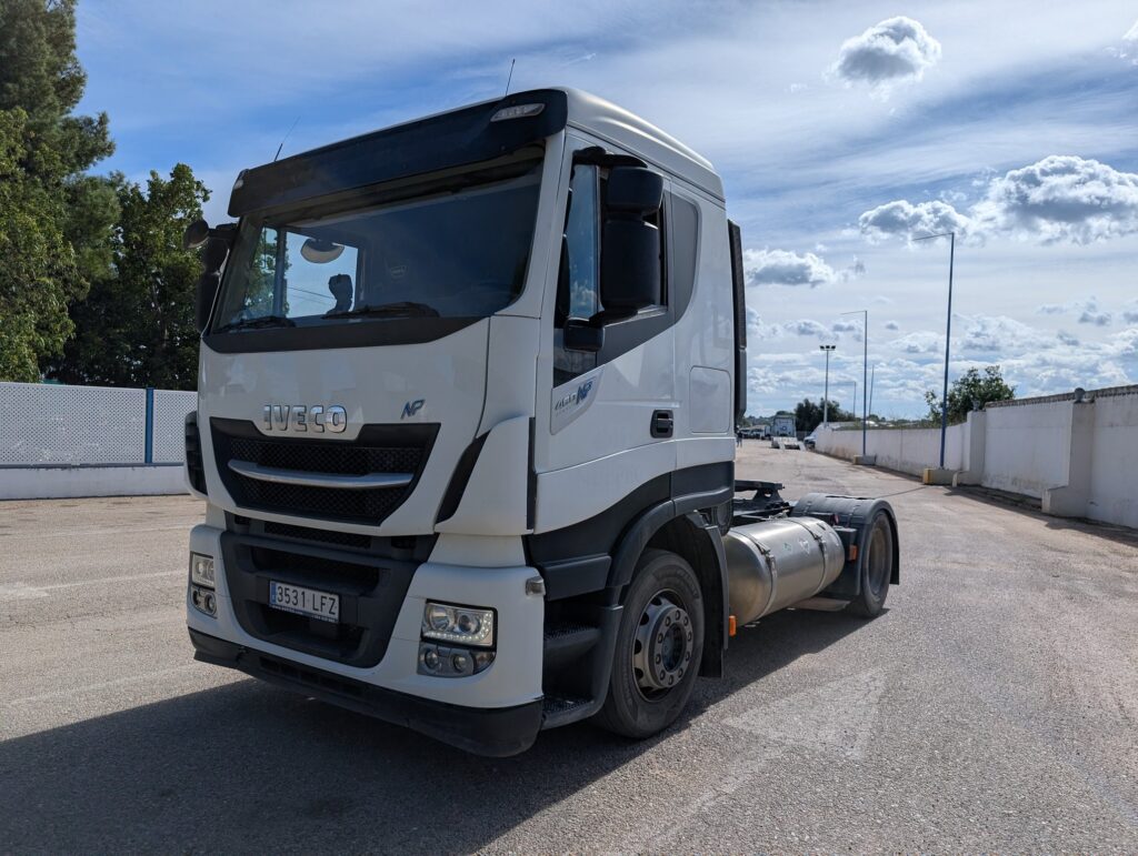 13713 – STRALIS AS 460 GNL