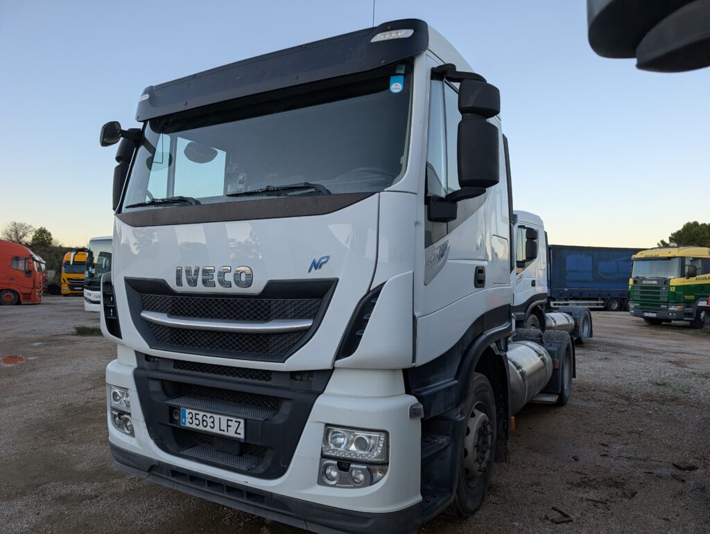 13794 – STRALIS AS 460 GNL