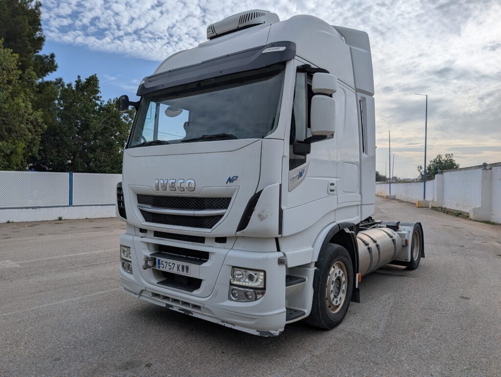 13828 – STRALIS AS 460 GNL