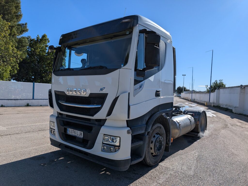 13869 – STRALIS AS 460 LNG