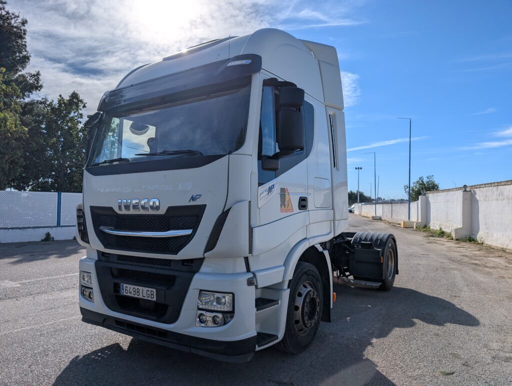 13999 – STRALIS 460 GNL
